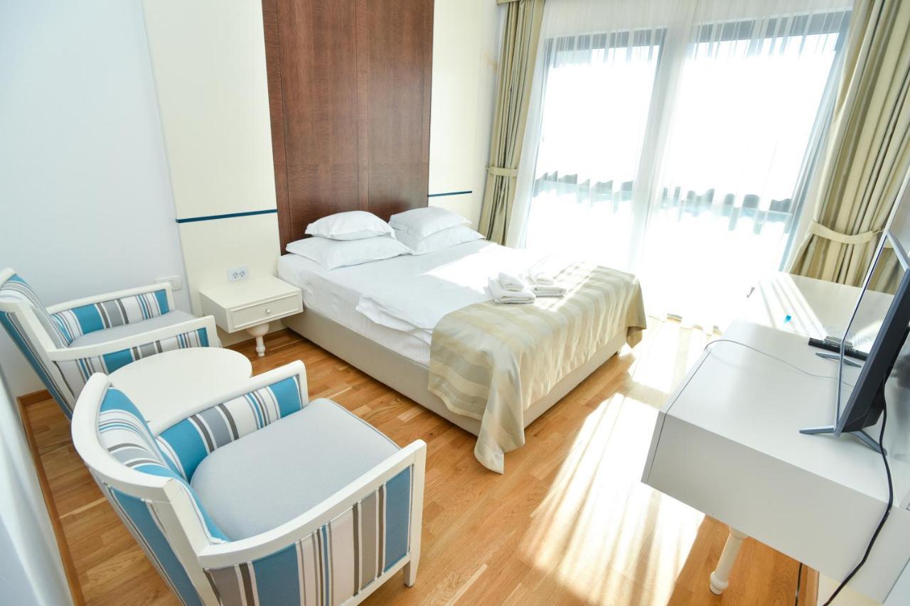 Barbeta Accommodation Budva Buitenkant foto